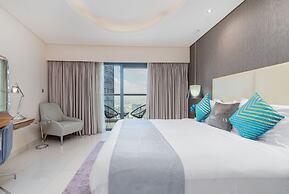 GLOBALSTAY. DAMAC Tower Paramount