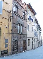 Lodge 19