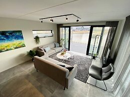 Attractive Holiday Home in Balk With Jetty