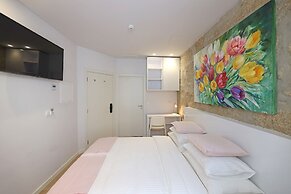 FLH Porto Downtown GuestHouse