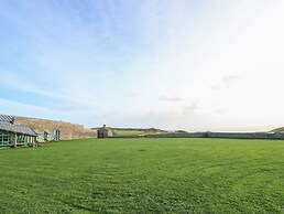 Lower Treginnis Farm