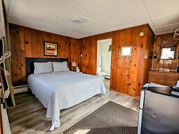Riverside Motel