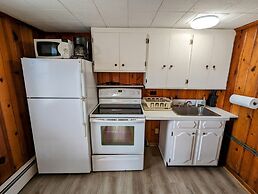 Riverside Motel
