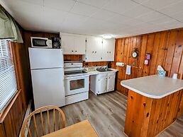 Riverside Motel
