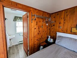 Riverside Motel