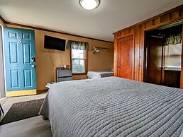 Riverside Motel