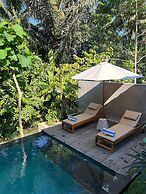 RUMAH KAYU RESORT
