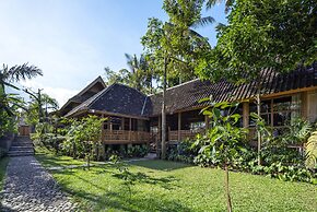 RUMAH KAYU RESORT