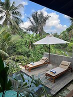 RUMAH KAYU RESORT