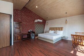 tatvam resort