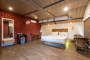 tatvam resort