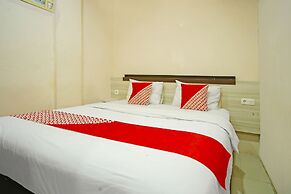 Collection O 91373 M Hotel