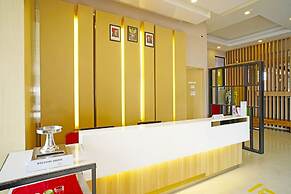 Collection O 91373 M Hotel