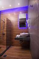 Yakinthos Hotel