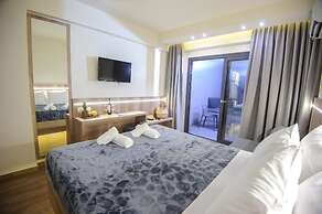 Yakinthos Hotel