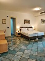Aquazzurra Resort & Aparthotel
