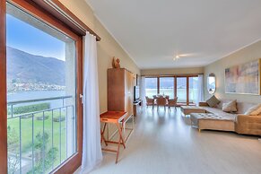 Emotion Lake View