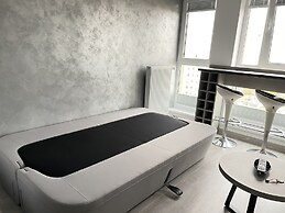 4 Room Penthouse Terrace W18-W19