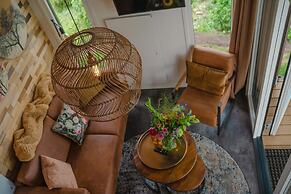 Tiny River House 2 Guest