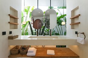 Breathe Boutique