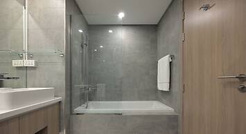 KOHH - 2BR in Stella Maris Tower