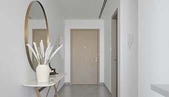 KOHH - 2BR in Stella Maris Tower