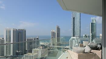 KOHH - 2BR in Stella Maris Tower