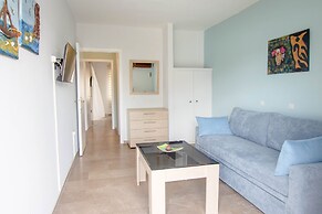 Akrotopi Apartments