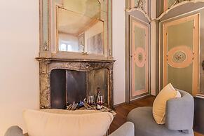 Rovelli 41 in Como With 2 Bedrooms and 3 Bathrooms