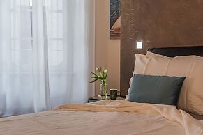 Rovelli 41 in Como With 2 Bedrooms and 3 Bathrooms