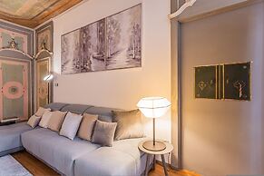Rovelli 41 in Como With 2 Bedrooms and 3 Bathrooms