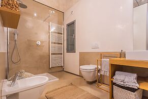 Rovelli 41 in Como With 2 Bedrooms and 3 Bathrooms