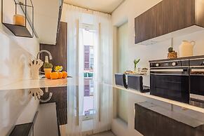 Rovelli 41 in Como With 2 Bedrooms and 3 Bathrooms