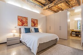 Rovelli 41 in Como With 2 Bedrooms and 3 Bathrooms