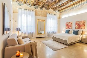 Rovelli 41 in Como With 2 Bedrooms and 3 Bathrooms