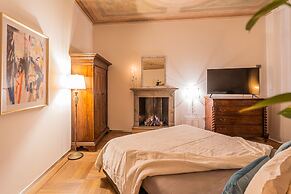 Rovelli 41 in Como With 2 Bedrooms and 3 Bathrooms