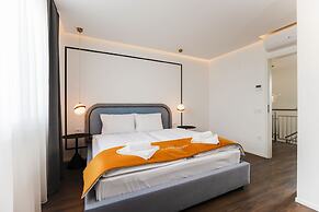 The Amberlyn Suite Hotel