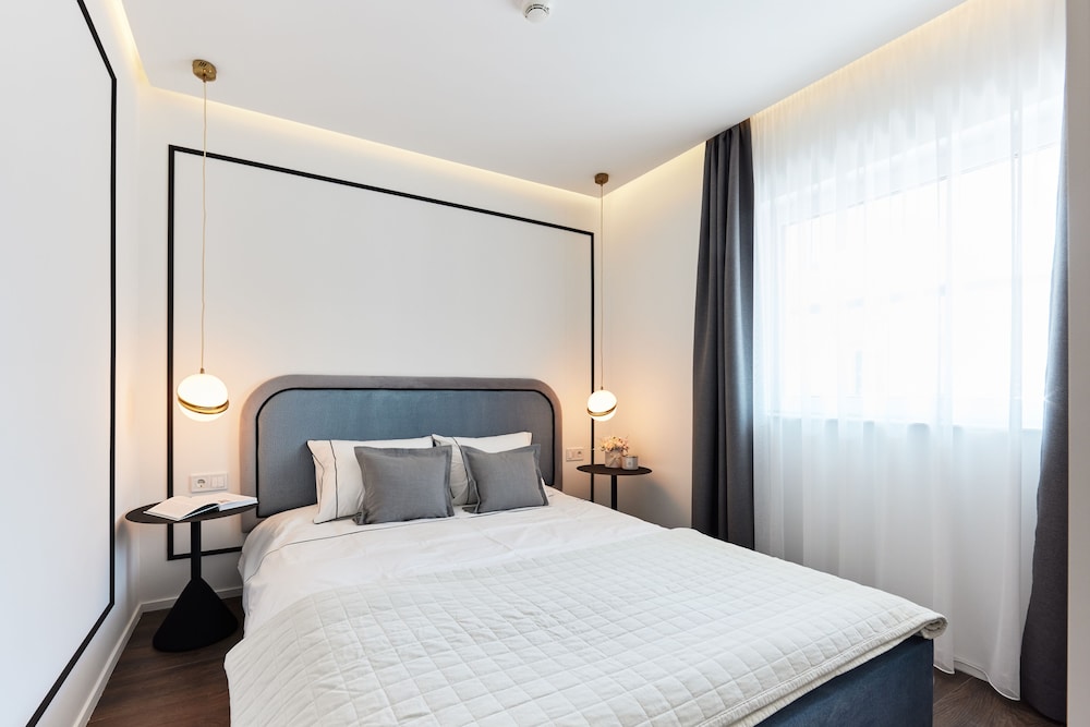 The Amberlyn Suite Hotel