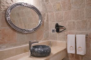Cappadocia Secret Hill Cave Suites