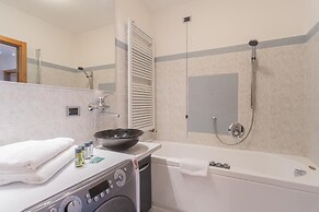 Volta Apartment in Como