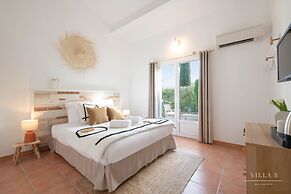 Villa B