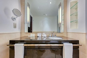 SuperHost - Deluxe Studio with Stunning Marina Views - JW Marriott Dub