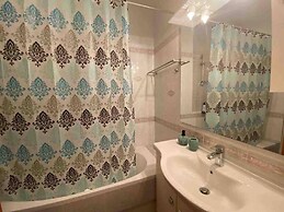Well Designed 2 Bdr Apartment