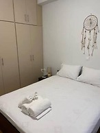 Cozy apartment One step from Acropolis