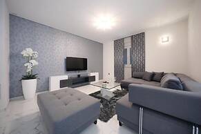 Luxury Majpruz Suites I