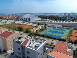 Luxury Majpruz Suites I