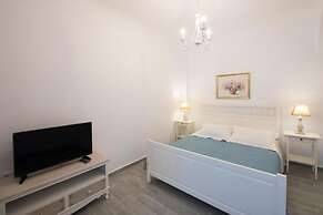 Rose Suites
