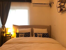 Minimal Studio