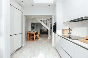 Propeller House - From 165 Per Night