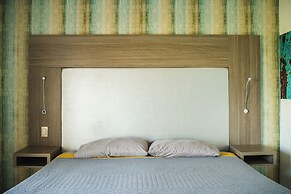Pacifika Apartments